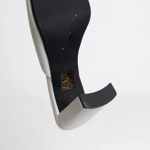 ✨ Jeffrey Campbell Square Toe Sandal Mule Inspired Heels White NEW - Picture 15 of 16